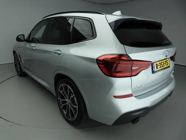 BMW X3 xDrive30e 2020 Hybride Benzine 39