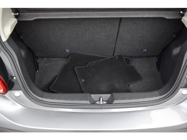 Mitsubishi Space Star 1.2i-12V ISG Connect+ 2023 Benzine 18