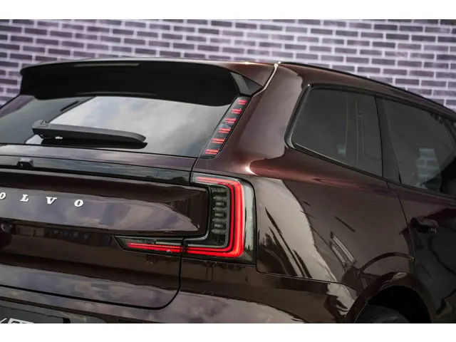 Volvo EX90 Twin Motor Performance Ultra 2025 Elektrisch 36