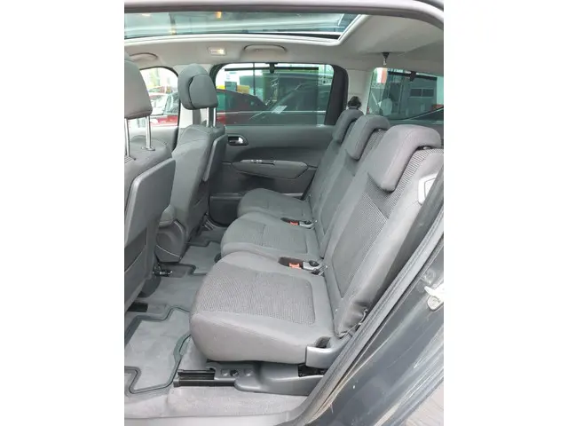 Peugeot 5008 1.2 PureTech Style 7p. 2016 Benzine 14