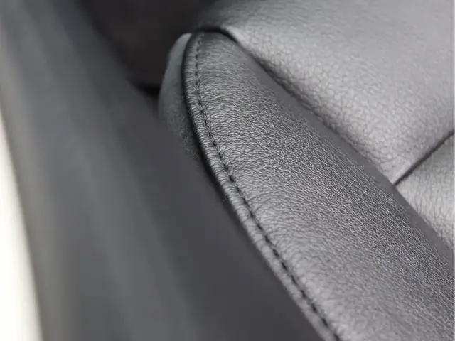 BMW Z4 Roadster sDrive18i 2013 Benzine 54