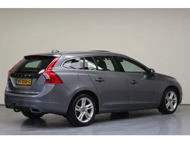 Volvo V60 2.4 D6 Twin Engine Summum 2015 Hybride Diesel 4