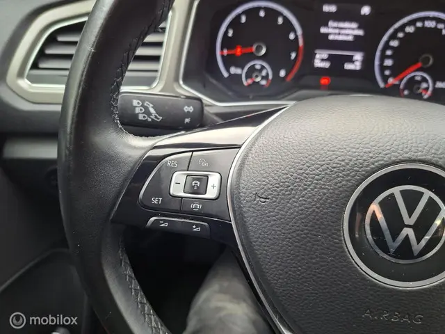 Volkswagen T-Roc 1.0 TSI Style Business 2021 Benzine 18