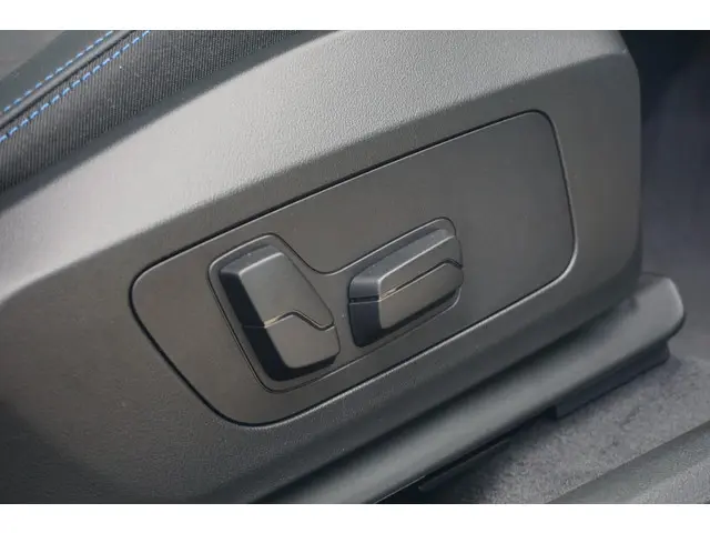 BMW X2 sDrive20i 2026 Benzine 11