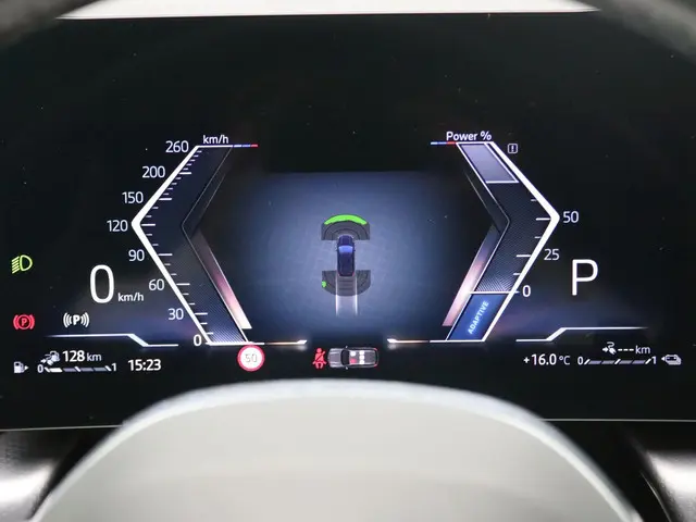 BMW X1 xDrive30e 2023 Hybride Benzine 16