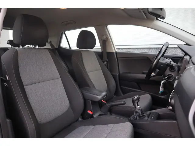 Kia Stonic 1.0 T-GDi DynamicLine 2019 Benzine 5