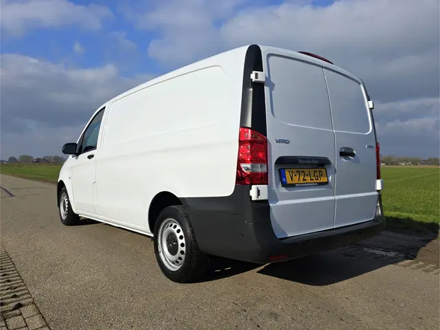 Mercedes-Benz Vito 3