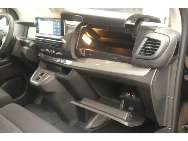 Citroën Jumpy M L2 2.0 BlueHDi 2024 Diesel 51