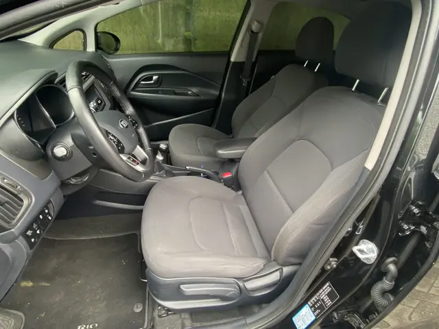 Kia Rio 1.2 CVVT Super Pack 2013 Benzine 11