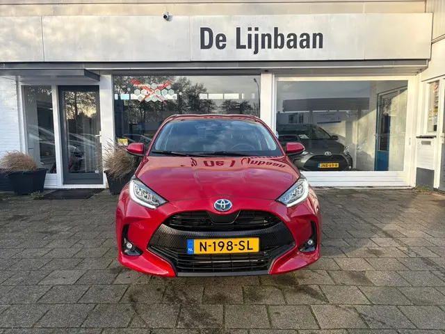 Toyota Yaris 1.5 Hybrid Dynamic 2021 Hybride Benzine 4