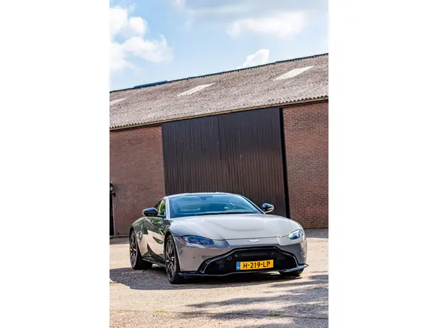 Aston Martin V8 Vantage 4.0 2018 Benzine 87