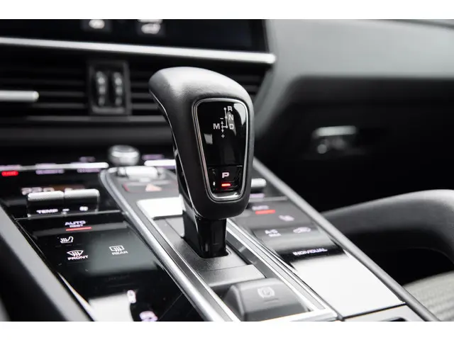 Porsche Cayenne Coupé 3.0 E-Hybrid 2020 Hybride Benzine 58