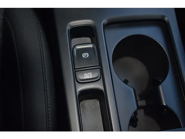 Kia Ceed 1.0 T-GDi DynamicLine X-Tra 2022 Benzine 23