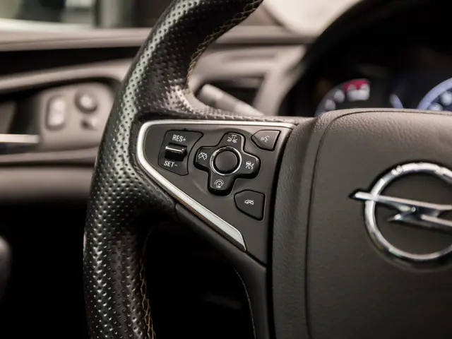 Opel Insignia Sports Tourer 1.6 T Sport 2017 Benzine 22