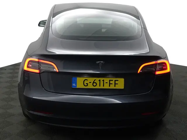 Tesla Model 3 Long Range AWD 75 kWh- 2019 Elektrisch 24