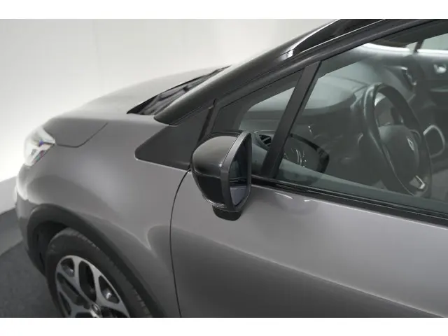 Renault Captur TCe 90 Intens 2019 Benzine 24