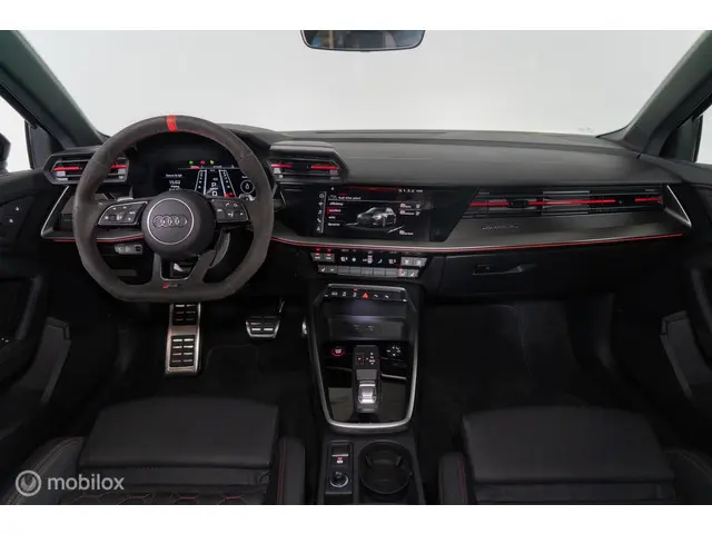 Audi RS3 2.0 TFSI RS 3 quattro 2022 Benzine 11