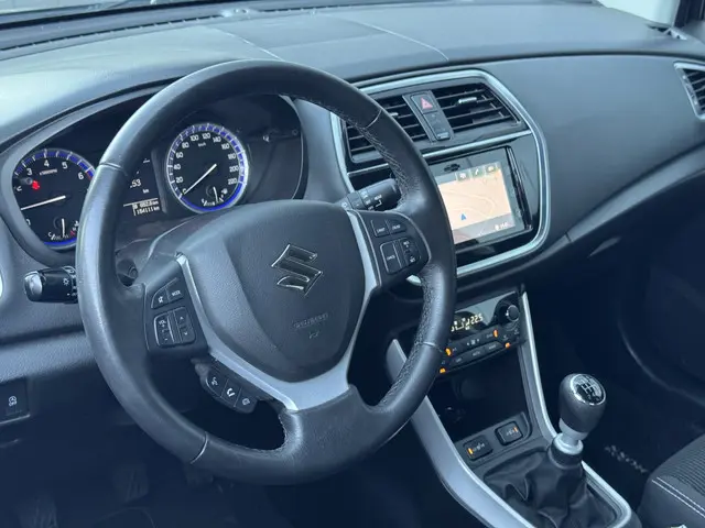 Suzuki S-Cross 3