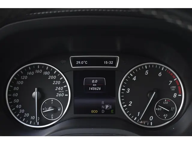 Mercedes-Benz B-Klasse 200 AUT7 Prestige 2013 Benzine 27