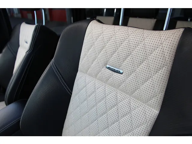 Mercedes-Benz G-Klasse AMG 63 2017 Benzine 21