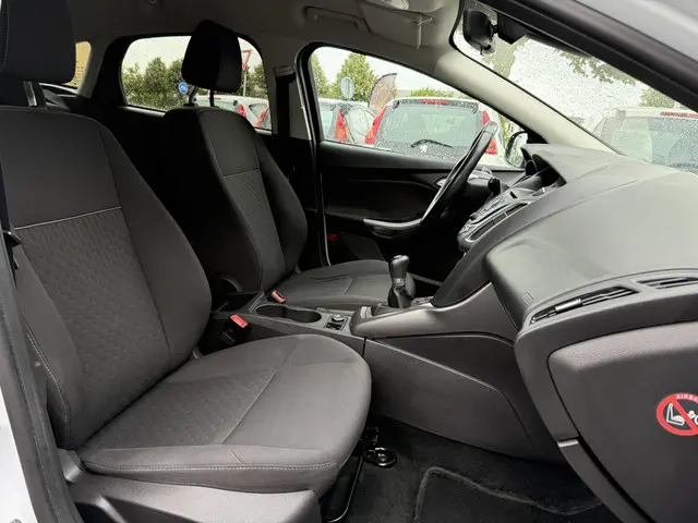 Ford Focus 1.0 EcoBoost Edition 2014 Benzine 9