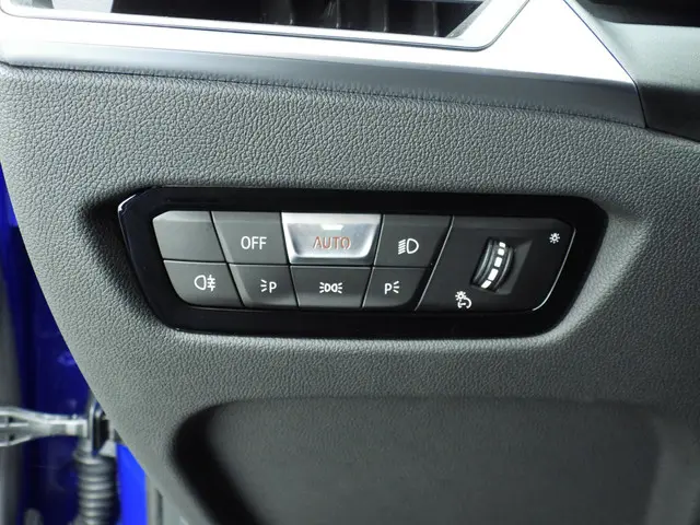 BMW 3 Serie Sedan 330d xDrive 2024 Diesel 31