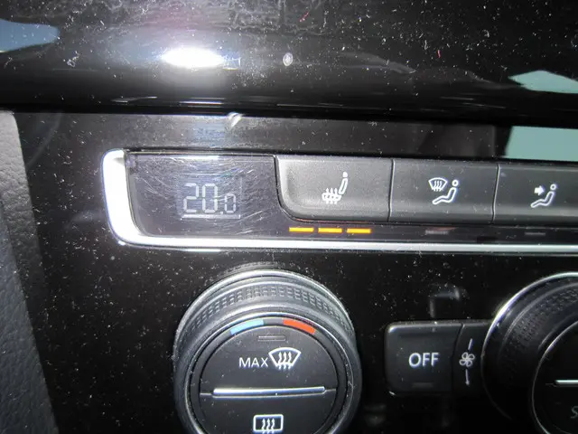 Volkswagen Golf 1.2 TSI Highline Automaat 2014 Benzine 17