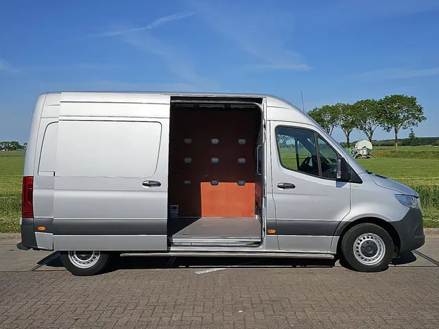 Mercedes-Benz Sprinter 314 2021 Diesel 16