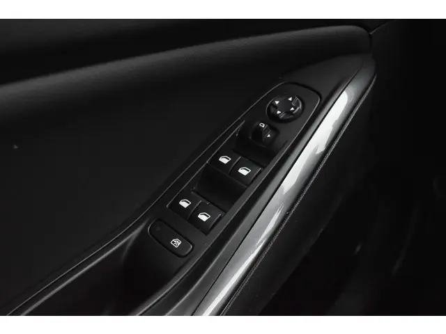 Opel Grandland X 1.2 Turbo Ultimate 2019 Benzine 25