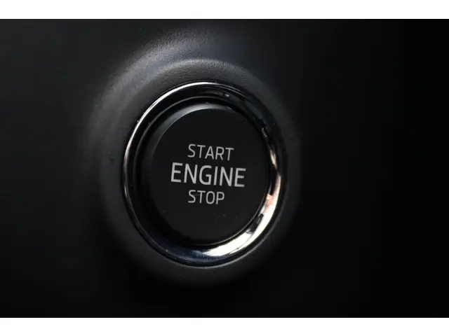 Škoda Kamiq FL 1.0 TSI DSG Monte Carlo 2024 Benzine 31