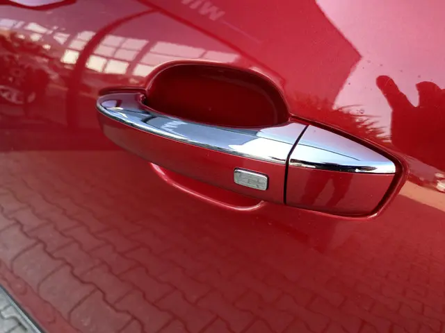 MG EHS 1.5 TGDI Luxury 2022 Hybride Benzine 18