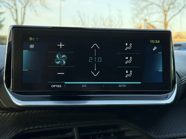 Peugeot e-2008 EV GT 50 kWh 2020 Elektrisch 20