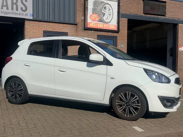 Mitsubishi Space Star 1.2 Instyle 2017 Benzine 3