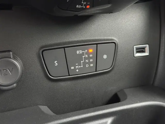 Citroën C3 Aircross 1.2 PureTech S&S Shine 2018 Benzine 22