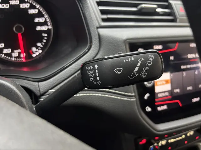 SEAT Arona TSI 1.0 X Cellence 2020 Benzine 17