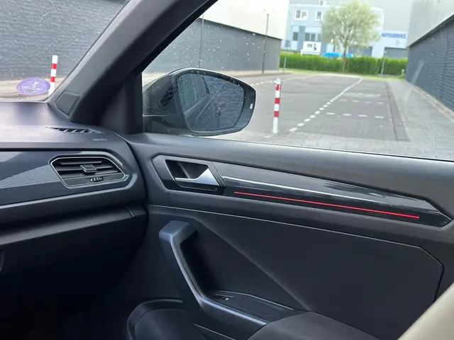 Volkswagen T-Roc 1.5 TSI Sport 2019 Benzine 11