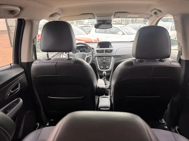 Opel Mokka 1.4 T Cosmo 4x4 2013 Benzine 14