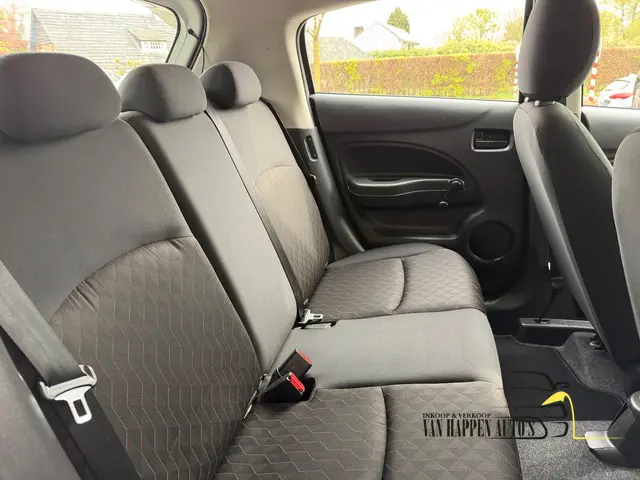 Mitsubishi Space Star 1.2 Entry / apk 4-2028 2022 Benzine 9