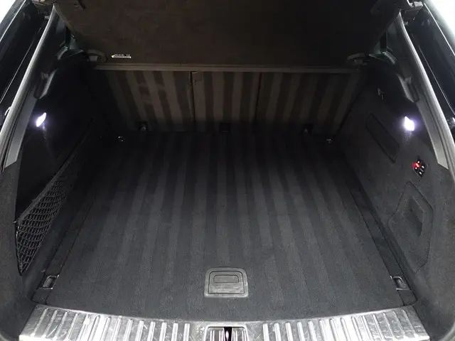 Porsche Cayenne Coupé 3.0 E-Hybrid 2021 Hybride Benzine 31