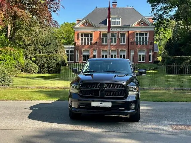 Dodge Ram 1500 3