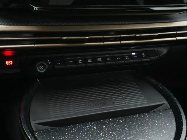Lancia Ypsilon LX 51 kWh Gold [ 3-Fase ] 2024 Elektrisch 13