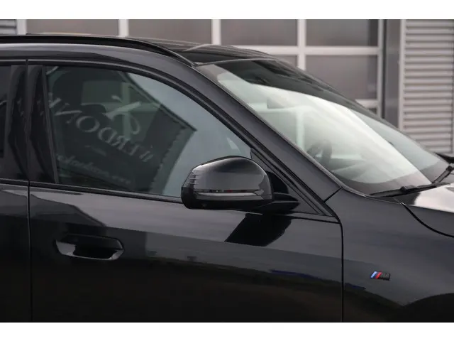 BMW X1 sDrive20i 170pk M-Sport Black Ed. 2023 Benzine 17