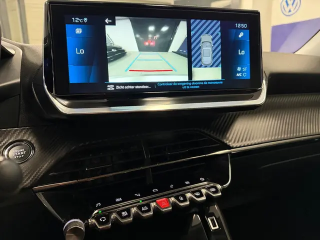 Peugeot 2008 1.2 PureTech Allure 2021 Benzine 12