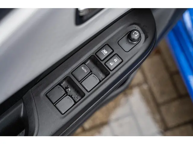 Suzuki Swift Smart Hybrid 1.2 Select 2025 Benzine 33