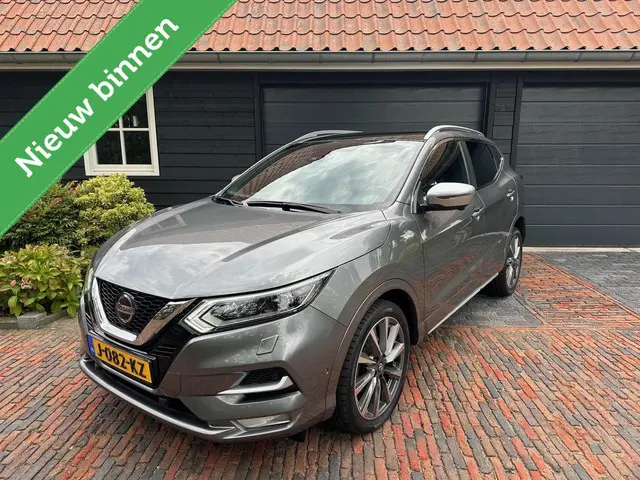 Nissan QASHQAI 1.3 DIG-T Tekna + 2019 Benzine