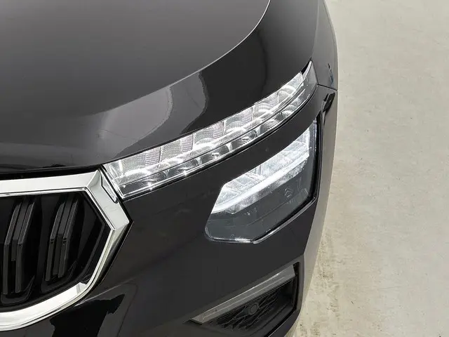 Škoda Kamiq 1.0 TSI Business Edition DSG 2025 Benzine 22