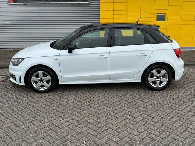 Audi A1 Sportback 1.2 TFSI S-Line Bj 2014 2014 Benzine 8