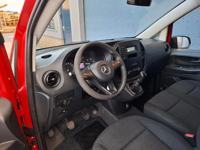 Mercedes-Benz Vito 109 CDI Functional Lang 2015 Diesel 16