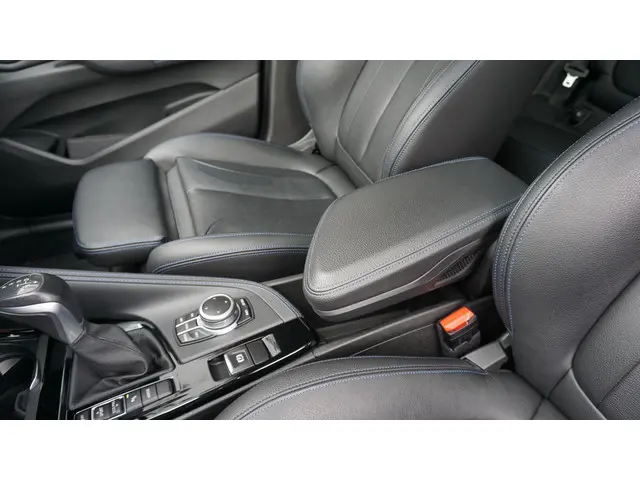 BMW X1 xDrive25e 220pk M-Sport 2021 Hybride Benzine 31