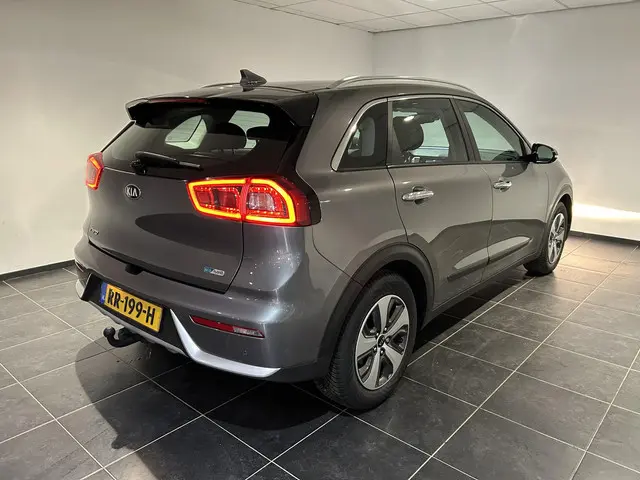 Kia Niro 1.6 GDi Hybrid DynamicLine 2018 Hybride Benzine 2